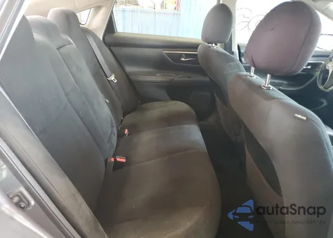 2015 Nissan Altima 2.5 из США, поврежденный, VIN 1N4AL3AP8FC409403